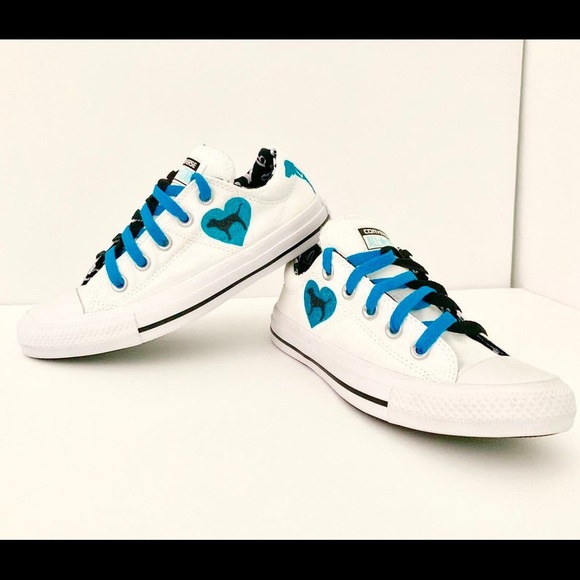 LIMITED EDITION RARE Victoria Secret Converse shoe - Picture 2 of 8